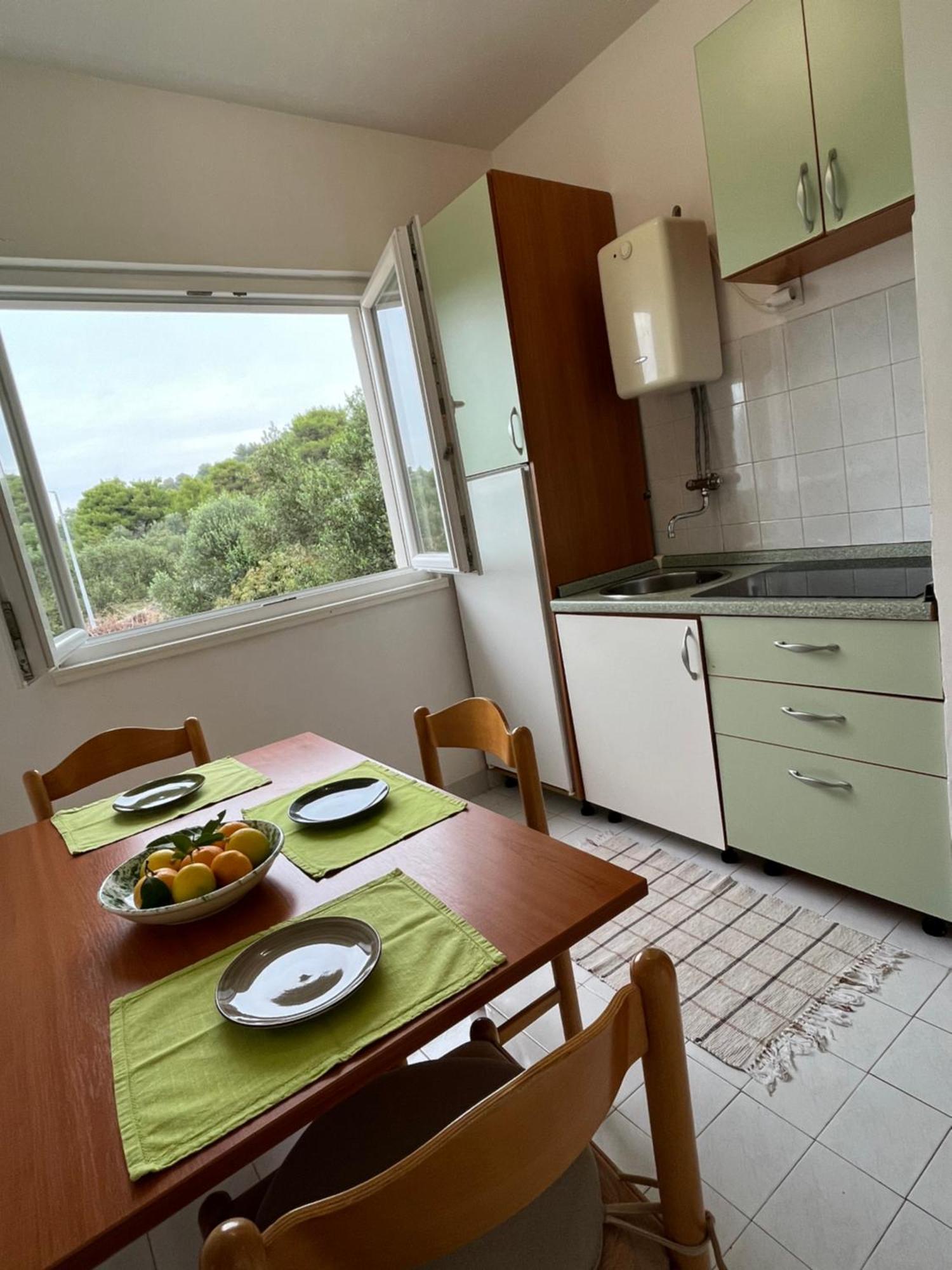 Apartmani Ivan Трогир Экстерьер фото